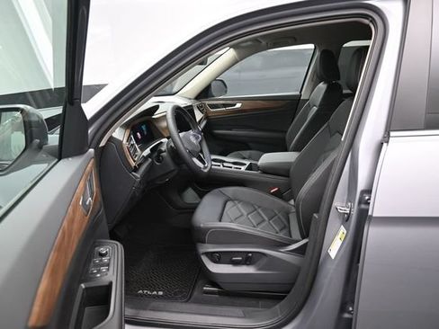 New 2026 Volkswagen Atlas SE AWD/4WD image 9