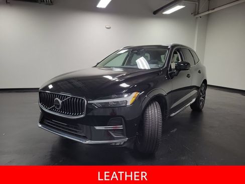 Used 2023 Volvo XC60 B5 Plus FWD image 4
