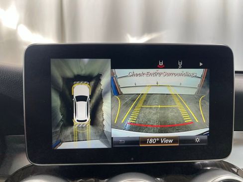 Used 2018 Mercedes-Benz GLC 300 GLC 300 image 18