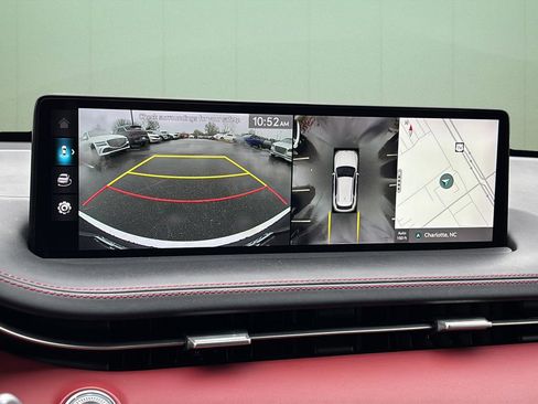 Used 2022 Genesis GV70 3.5T Sport w/ Sport Prestige Package image 31