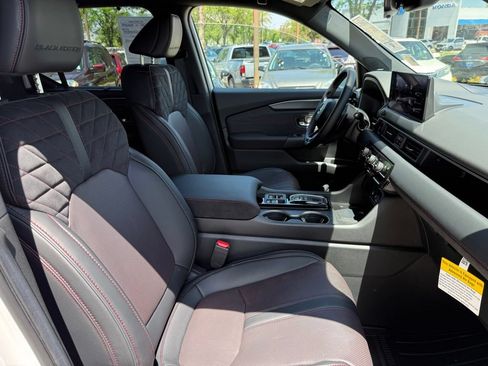 Certified 2026 Honda Pilot Black Edition image 23