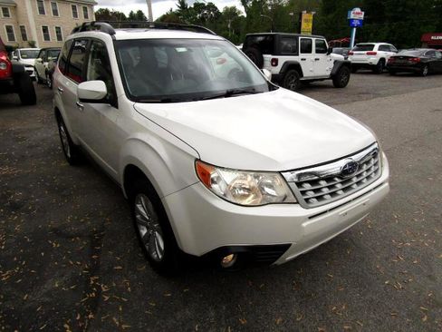 Used 2013 Subaru Forester 2.5X Premium w/ All-Weather Plus Pkg image 7