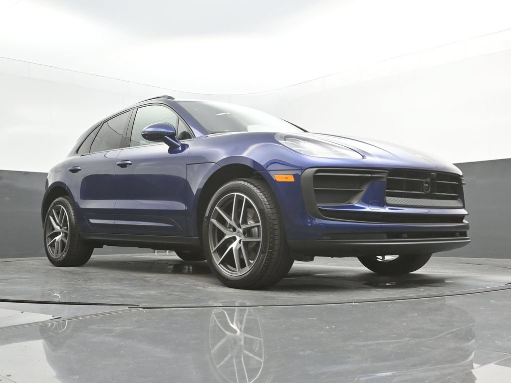 New 2026 Porsche Macan AWD/4WD image 39