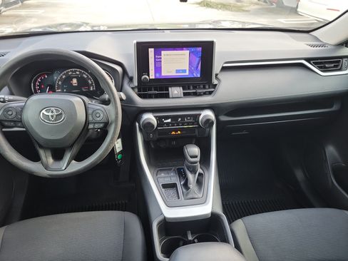 Used 2023 Toyota RAV4 LE FWD image 16