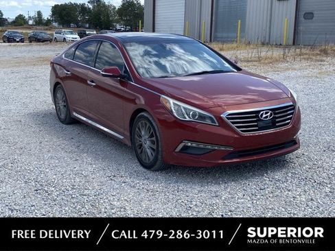Used 2015 Hyundai Sonata Limited w/ Option Group 06 FWD image 1