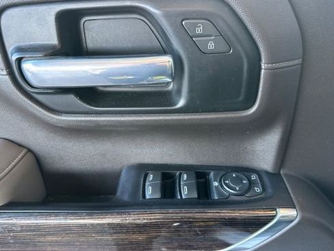 Used 2020 GMC Sierra 1500 SLE w/ SLE Value Package image 11