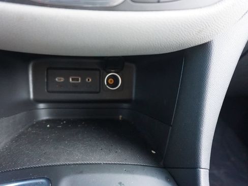 Used 2020 Chevrolet Equinox LT FWD image 14