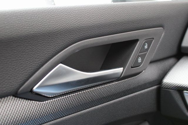 New 2026 Volkswagen GTI SE FWD image 7