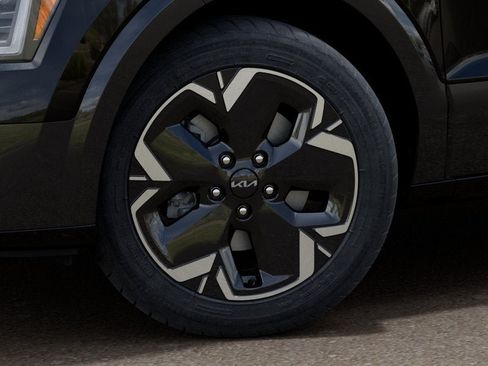 New 2026 Kia Niro Wind w/ Wind Preserve Package FWD image 9