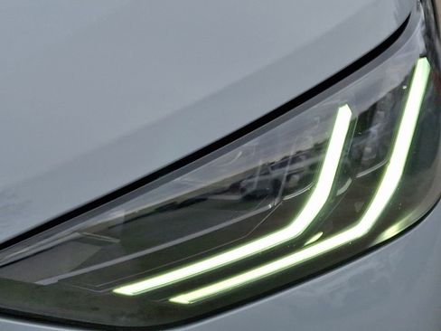 Certified 2025 BMW X3 xDrive30i w/ Premium Package image 9