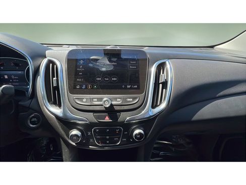 Certified 2021 Chevrolet Equinox LT AWD/4WD image 17
