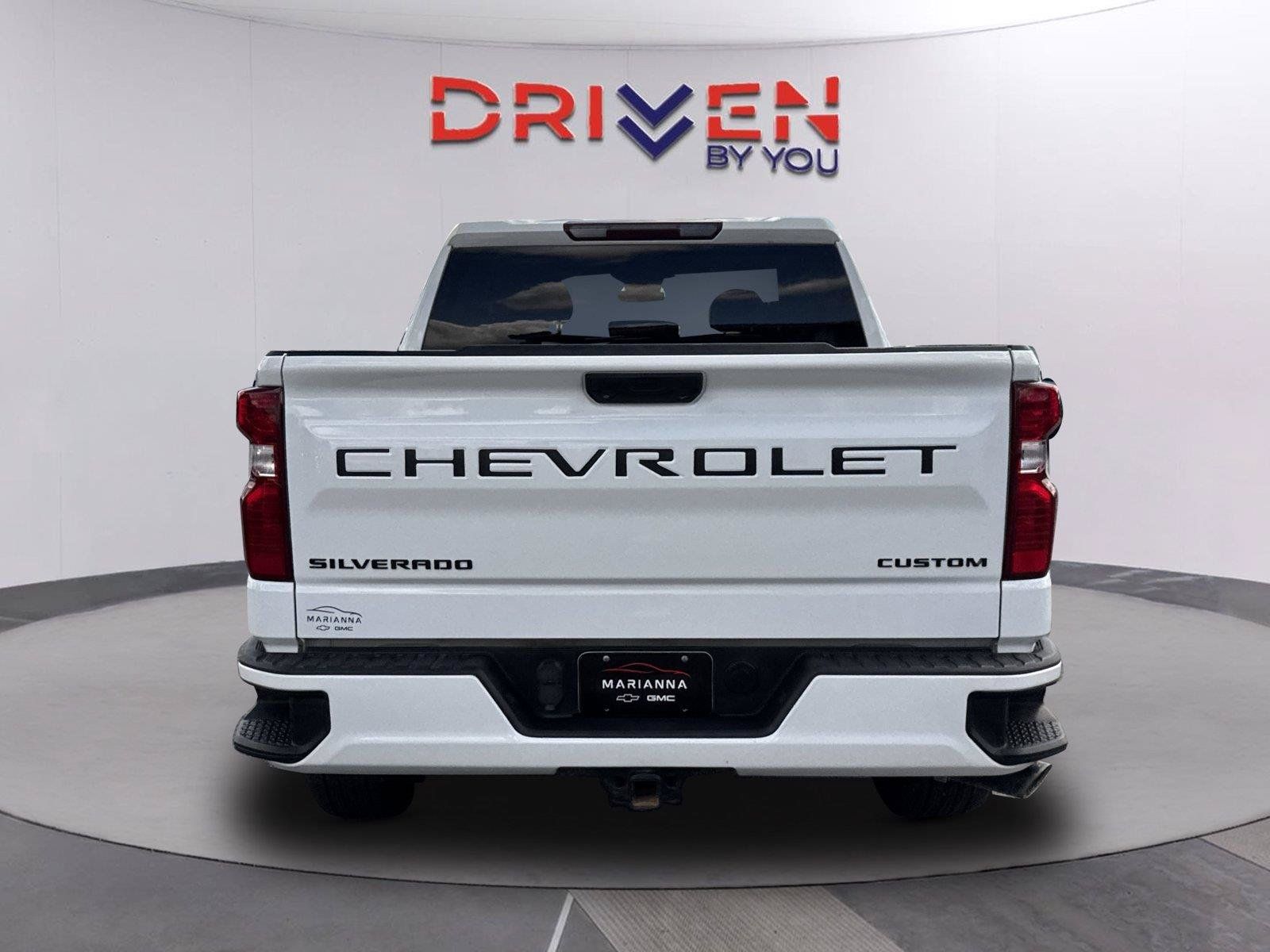 Used 2022 Chevrolet Silverado 1500 Custom w/ LPO, Dark Essentials Package AWD/4WD image 5
