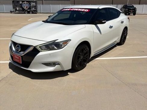 Used 2016 Nissan Maxima SR w/ Interior Lighting Package FWD image 1