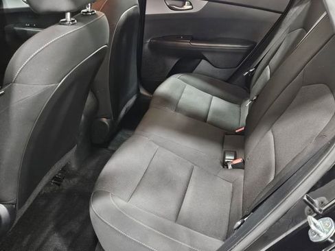 Used 2021 Kia Forte LXS FWD image 10