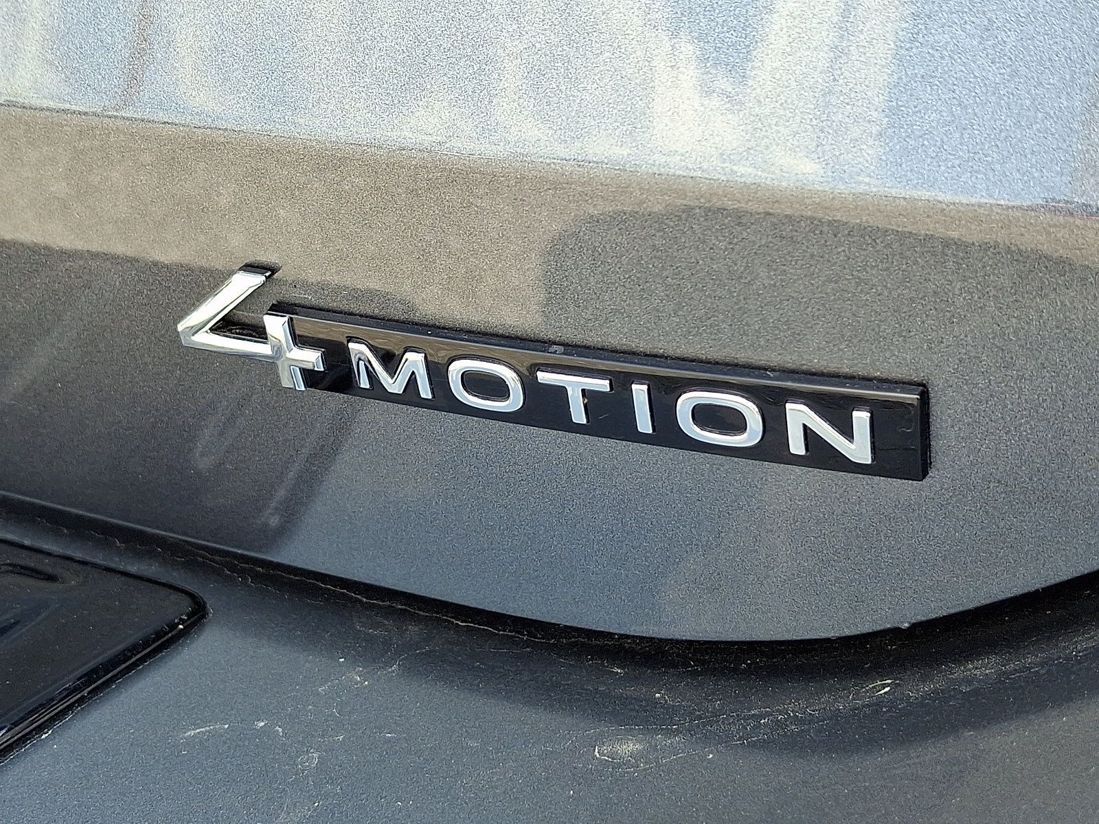 Used 2025 Volkswagen Tiguan S AWD/4WD image 30