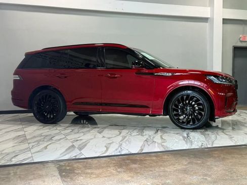 Used 2025 Lincoln Aviator Reserve w/ Equipment Group 201A AWD/4WD image 5