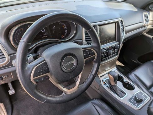 Used 2016 Jeep Grand Cherokee Limited AWD/4WD image 14