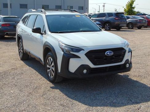Used 2024 Subaru Outback Onyx Edition AWD/4WD image 9