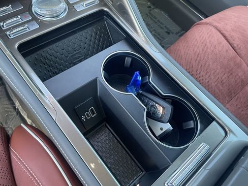 Used 2024 Lincoln Nautilus Black Label image 19