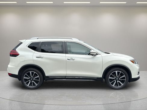 Used 2018 Nissan Rogue SL w/ Premium Package AWD/4WD image 5