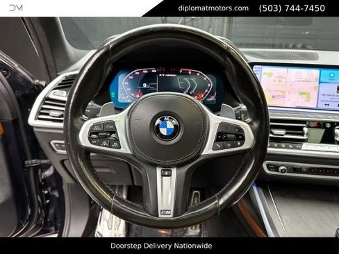 Used 2021 BMW X7 M50i AWD/4WD image 24