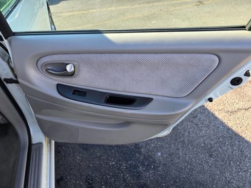 Used 2003 Nissan Maxima SE image 25