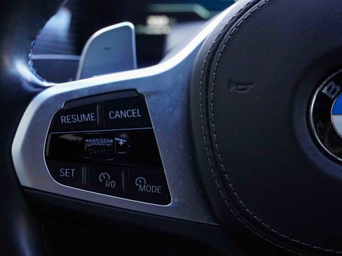 Used 2025 BMW X6 M60i image 21