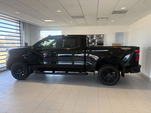 New 2026 Chevrolet Silverado 1500 LT Trail Boss w/ LT Trail Boss Premium Package image 2