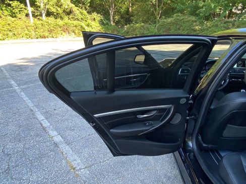 Used 2017 BMW 340i xDrive Sedan AWD/4WD image 47