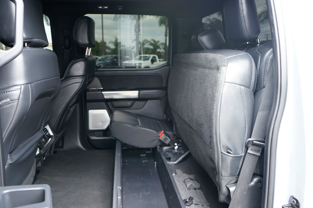 Used 2025 Ford F450 Platinum w/ FX4 Off-Road Package AWD/4WD image 41