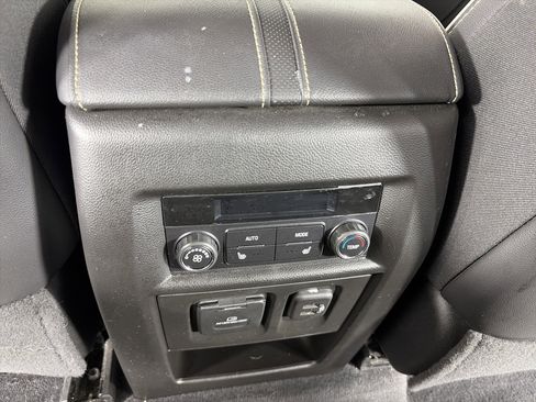 Certified 2023 Chevrolet Traverse Premier w/ Redline Edition image 20