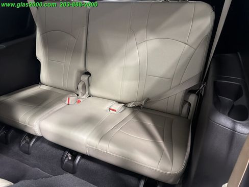 Used 2018 Buick Enclave Premium w/ Experience Buick Package AWD/4WD image 33
