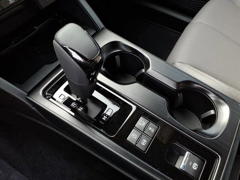 New 2026 Subaru Outback Limited XT image 38