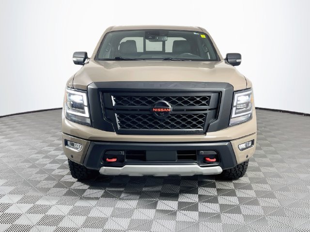 Used 2022 Nissan Titan PRO-4X w/ Pro-4x Convenience Package AWD/4WD image 3