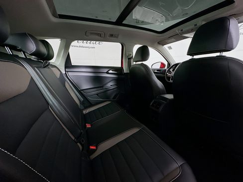 Used 2023 Volkswagen Taos SEL image 30