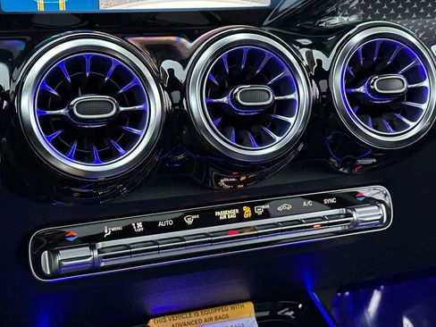 New 2026 Mercedes-Benz GLB 250 image 19