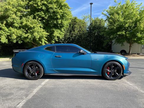 Used 2023 Chevrolet Camaro LT w/ RS Package RWD image 10