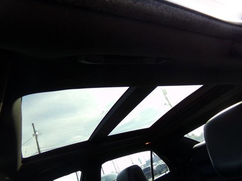 Used 2014 Chrysler 300 S image 9