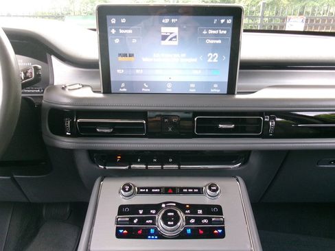 Used 2020 Lincoln Aviator Reserve w/ Equipment Group 201A AWD/4WD image 39