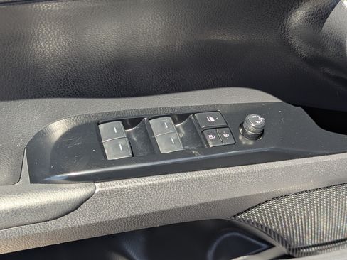 Used 2025 Toyota Camry LE FWD image 19
