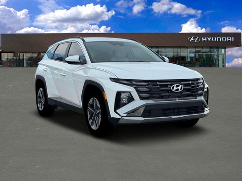 Used 2026 Hyundai Tucson SEL Plus FWD image 11
