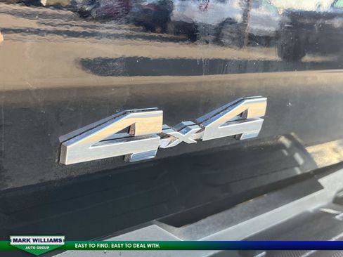 Used 2025 Toyota Tundra Limited image 25