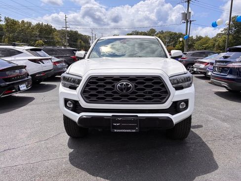 Used 2023 Toyota Tacoma TRD Off-Road w/ Black Out Package (TMS) AWD/4WD image 2