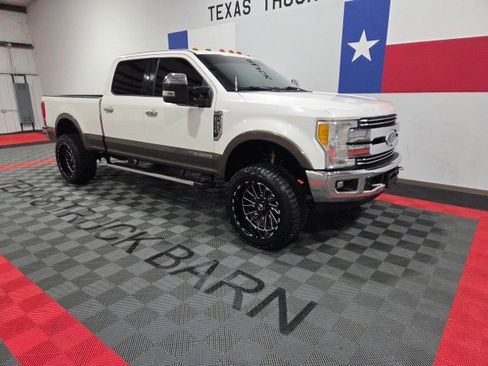 Used 2017 Ford F350 Lariat w/ Lariat Ultimate Package image 15