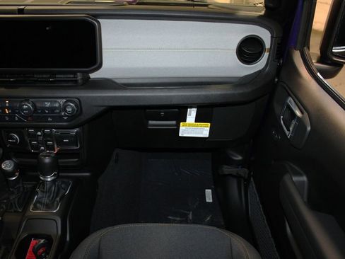 New 2026 Jeep Gladiator Sport image 26