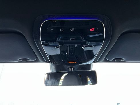 Used 2024 Mercedes-Benz GLC 300 4MATIC image 16