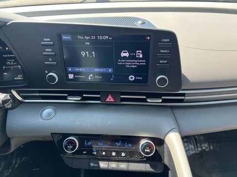 Used 2022 Hyundai Elantra SEL FWD image 13