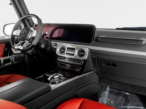 Used 2024 Mercedes-Benz G 63 AMG 4MATIC image 56