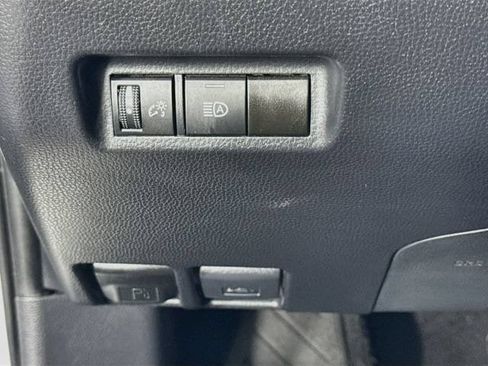 Certified 2024 Toyota RAV4 XLE AWD/4WD image 11