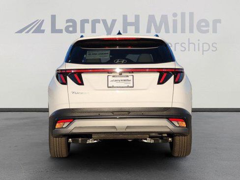 New 2025 Hyundai Tucson Limited image 6